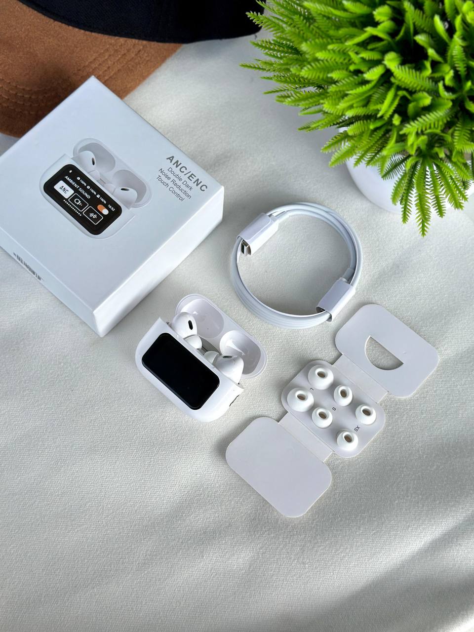 APPLE AIRPODS PRO DISPLAY WHITE
